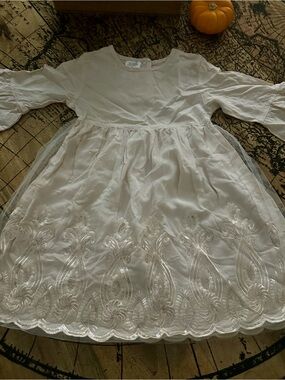 Bell sleeved party dress size 2T